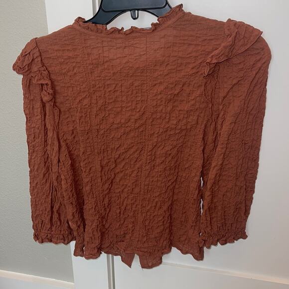 Zara textured crinkled weave ruffled shirt Small - Picture 8 of 8